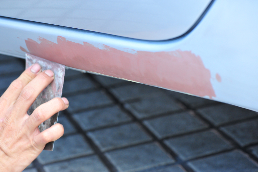 Sådan fjerner du overfladerust fra din bil
